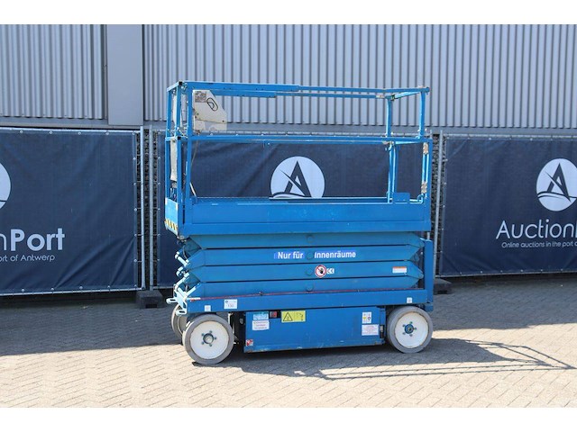 Schaarhoogwerker skyjack sjiii-3226 elektrisch 227kg 9.9m 2015 - afbeelding 1 van  1