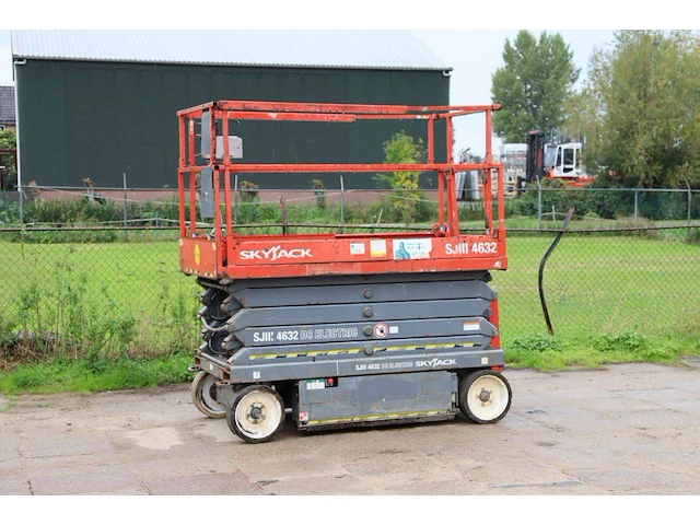 Schaarhoogwerker skyjack sjiii-4632 elektrisch 317kg 11.7m 2013 - afbeelding 1 van  1