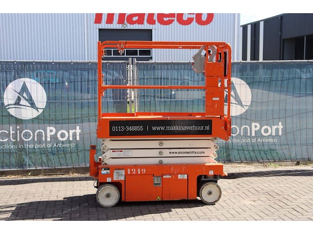 Schaarhoogwerker snorkel s3219f elektrisch 250kg 7.8m 2016 - afbeelding 1 van  1