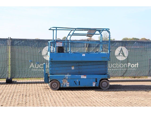Schaarhoogwerker upright x32-n99 elektrisch 340kg 11.75m - afbeelding 1 van  1