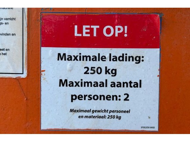 Schaarlift aichi op rups - afbeelding 10 van  22