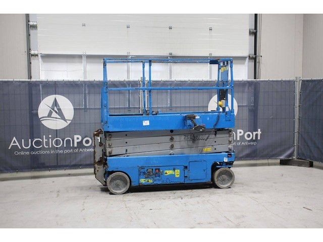 Schaarlift genie elektrisch 9.8m - afbeelding 1 van  1