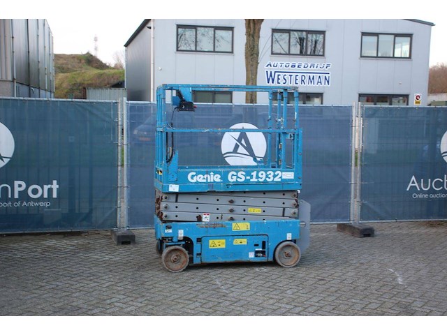 Schaarlift genie gs-1932 elektrisch 7.8m 2006 - afbeelding 1 van  1