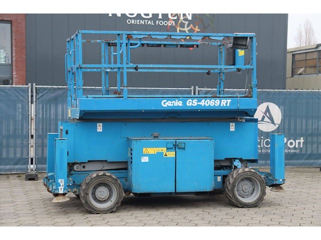 Schaarlift genie gs-4069 diesel 14.3m 2012 - afbeelding 1 van  1