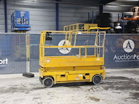 Schaarlift haulotte compact 8 elektrisch 8m 2013 - afbeelding 1 van  1