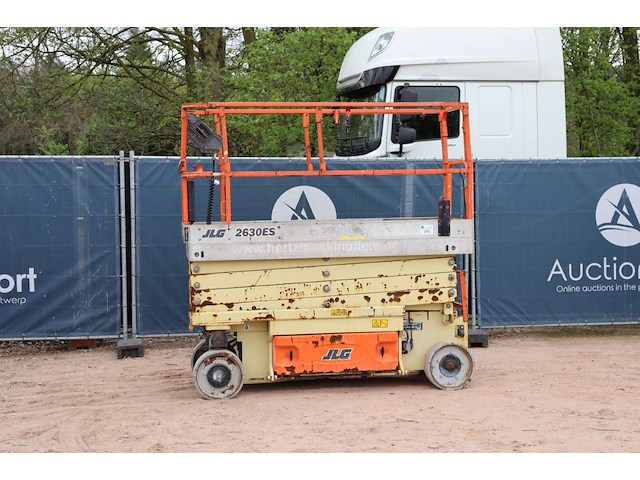 Schaarlift jlg 2630es elektrisch 9.75m 2006 - afbeelding 1 van  1