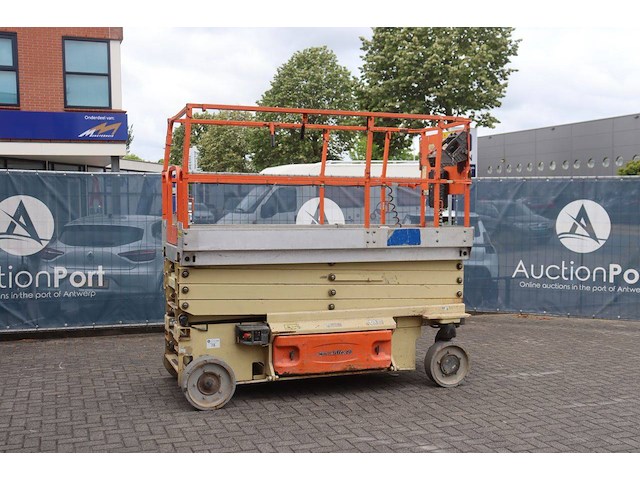 Schaarlift jlg 3246 es elektrisch 11.68m 2011 - afbeelding 1 van  1