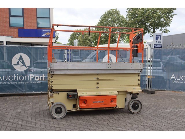 Schaarlift jlg 3246 es elektrisch 11.68m 2011 - afbeelding 1 van  1