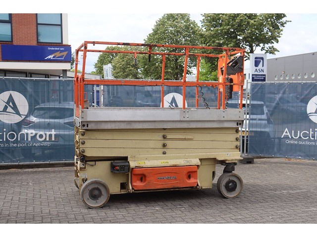 Schaarlift jlg 3246 es elektrisch 11.68m 2011 - afbeelding 1 van  1