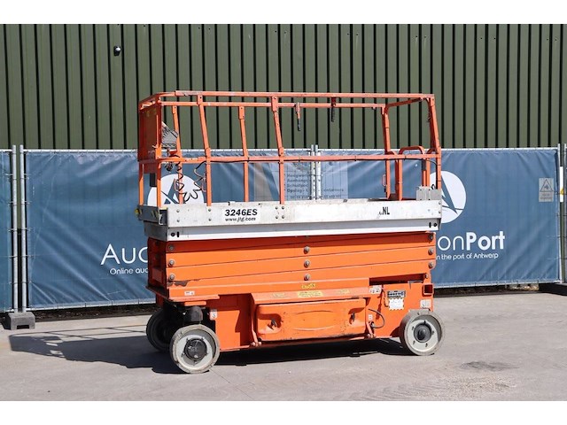 Schaarlift jlg 3246es elektrisch 11.68m 2010 - afbeelding 1 van  1