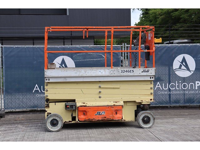 Schaarlift jlg 3246es elektrisch 11.7m 2008 - afbeelding 1 van  1