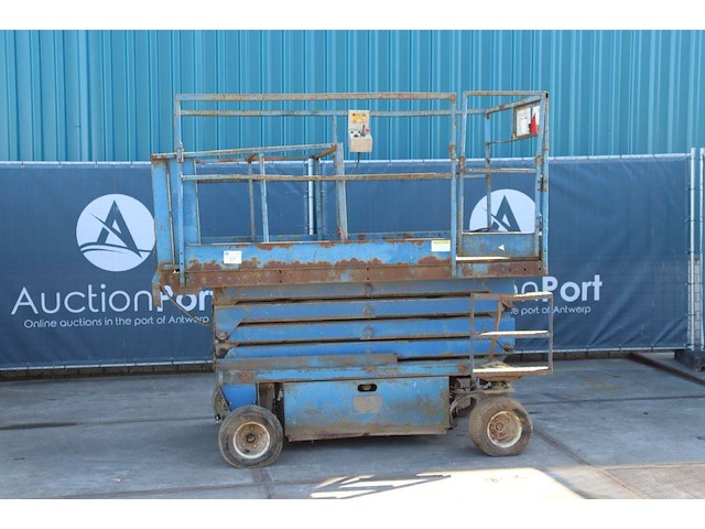 Schaarlift scissor lift elektrisch - afbeelding 1 van  1