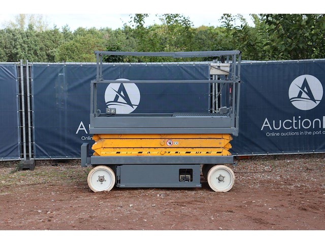 Schaarlift skyjack sj iii-3220 elektrisch 408kg 8.1m 2013 - afbeelding 1 van  1