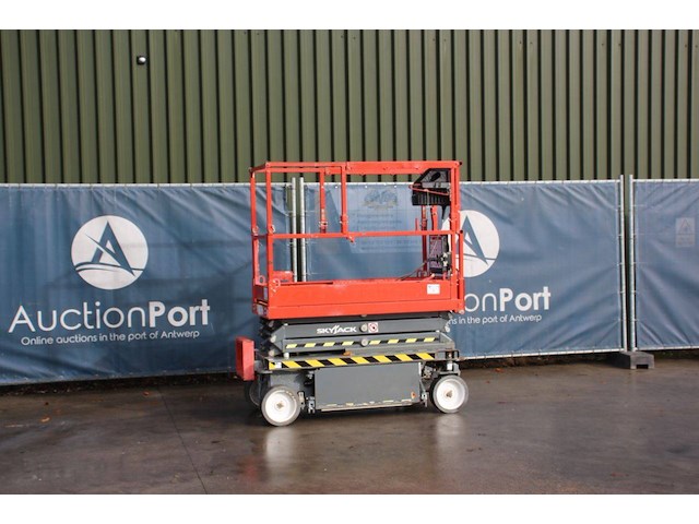 Schaarlift skyjack sj3215 elektrisch 6.44m 2021 - afbeelding 1 van  1