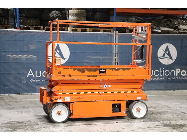 Schaarlift skyjack sj3220 elektrisch 8m 2016 - afbeelding 1 van  1