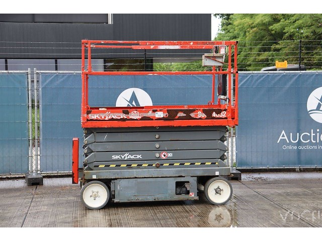 Schaarlift skyjack sj4632 elektrisch 11.7m 2016 - afbeelding 1 van  1