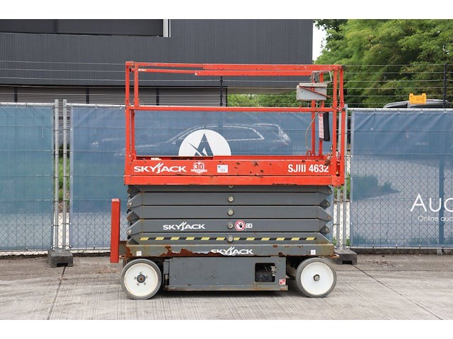 Schaarlift skyjack sj4632 elektrisch 11.7m 2016 - afbeelding 1 van  1