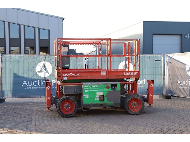 Schaarlift skyjack sj6826 rt diesel 10m 2014 - afbeelding 1 van  1