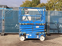 Schaarlift upright 65700-021 elektrisch 7.8m 2001 - afbeelding 1 van  1