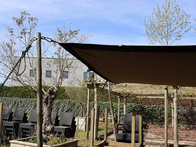 Schaduwdoek - afbeelding 8 van  8