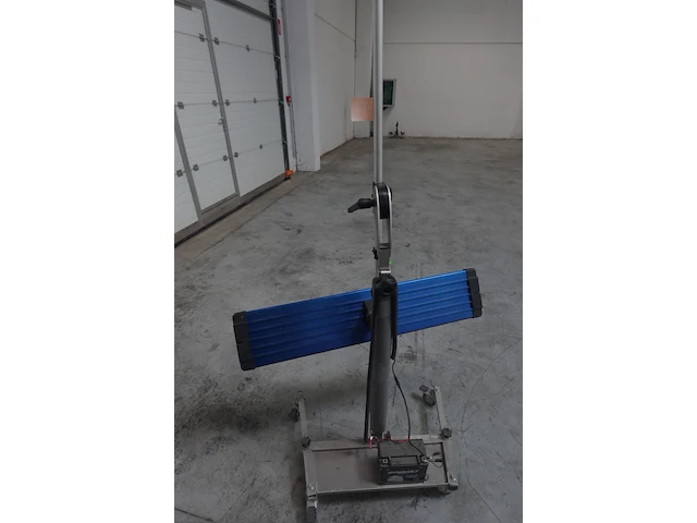 Schaduwlamp keco met stuen - afbeelding 3 van  5
