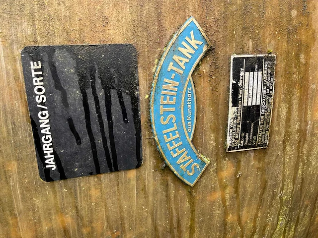 Schaffelstein fermentatietank - schaffelstein-tank wijntank – 20.000 liter – 1977 - afbeelding 10 van  11
