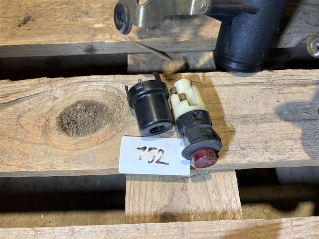 Schakelaar 911 - afbeelding 2 van  2