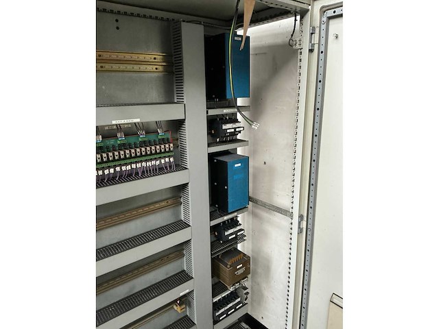 Schakelkast met inhoud (2x) - afbeelding 6 van  7