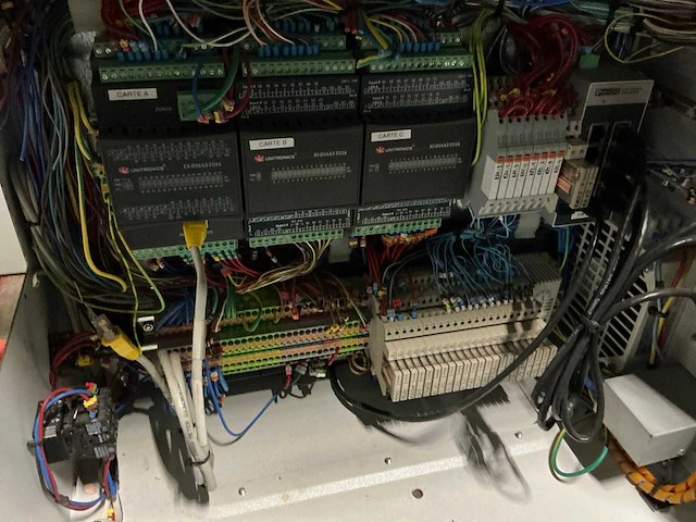 Schakelkast met inhoud (2x) - afbeelding 4 van  7