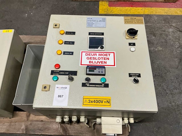 Schakelkast met inhoud (2x) - afbeelding 2 van  6