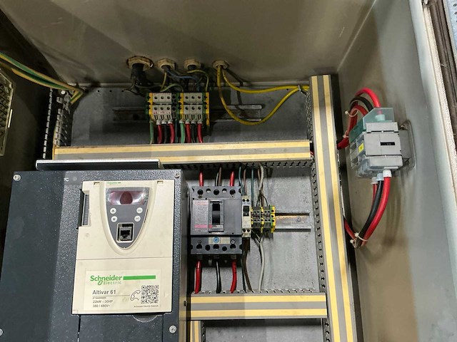 Schakelkast met inhoud (2x) - afbeelding 5 van  6