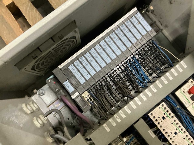 Schakelkast met inhoud (2x) - afbeelding 5 van  10