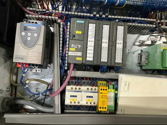 Schakelkast met inhoud (2x) - afbeelding 6 van  7