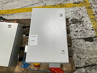 Schakelkast met inhoud (2x) - afbeelding 2 van  8