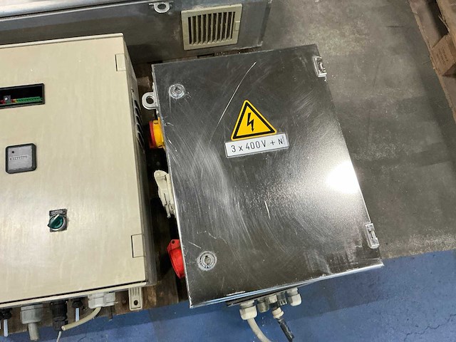 Schakelkast met inhoud (3x) - afbeelding 4 van  6