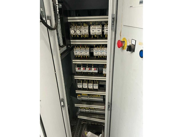 Schakelkast met inhoud - afbeelding 6 van  8