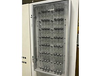 Schakelkast met inhoud - afbeelding 12 van  12