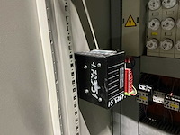 Schakelkast met inhoud - afbeelding 9 van  10