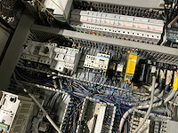 Schakelkast met inhoud - afbeelding 7 van  9