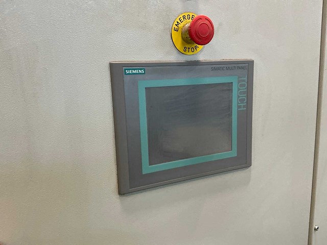 Schakelkast met inhoud - afbeelding 8 van  11