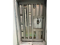 Schakelkast met inhoud - afbeelding 9 van  11