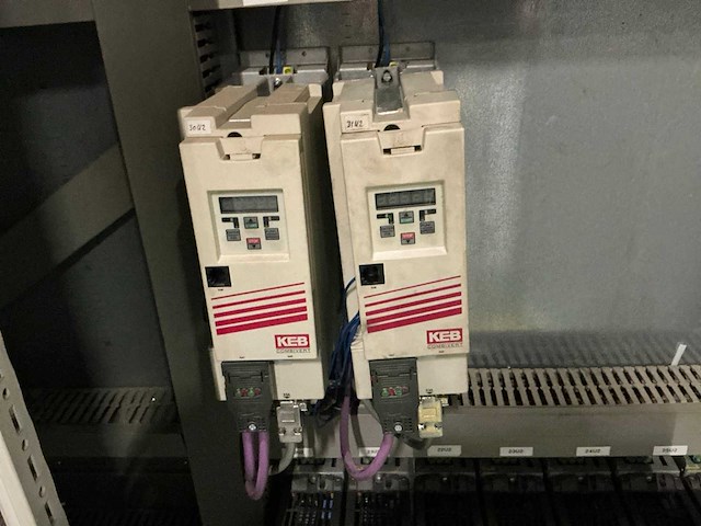 Schakelkast met inhoud - afbeelding 4 van  10