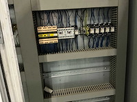 Schakelkast met inhoud - afbeelding 8 van  10