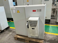 Schakelkast met inhoud - afbeelding 2 van  8