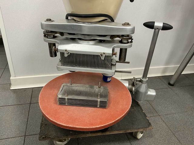 Scharfen vleesvermalser vermalsmachine - afbeelding 8 van  9