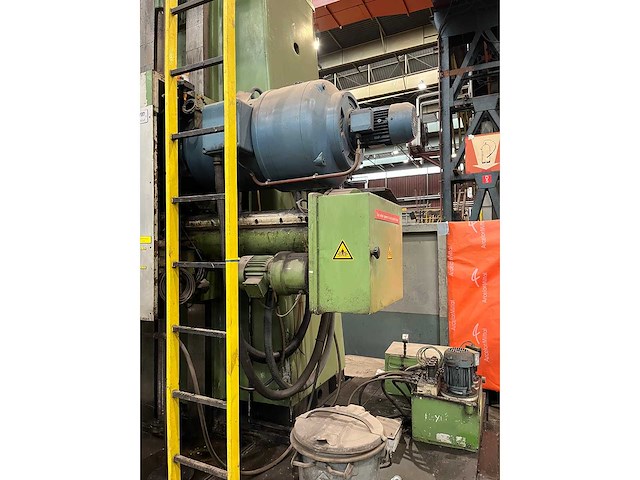 Scharmann - wf132ax - horizontale boorfrees - afbeelding 17 van  21