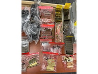 Scharnieren, deurbeslag, sloten, lampen enz - afbeelding 27 van  45