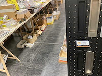 Scharnieren, deurbeslag, sloten, lampen enz - afbeelding 40 van  45