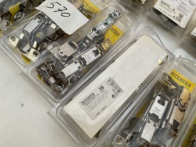 Scharnieren en kast verbinders - afbeelding 5 van  8