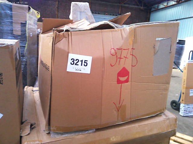 Schelpfauteuil van zilvergroen fluweel - afbeelding 7 van  7